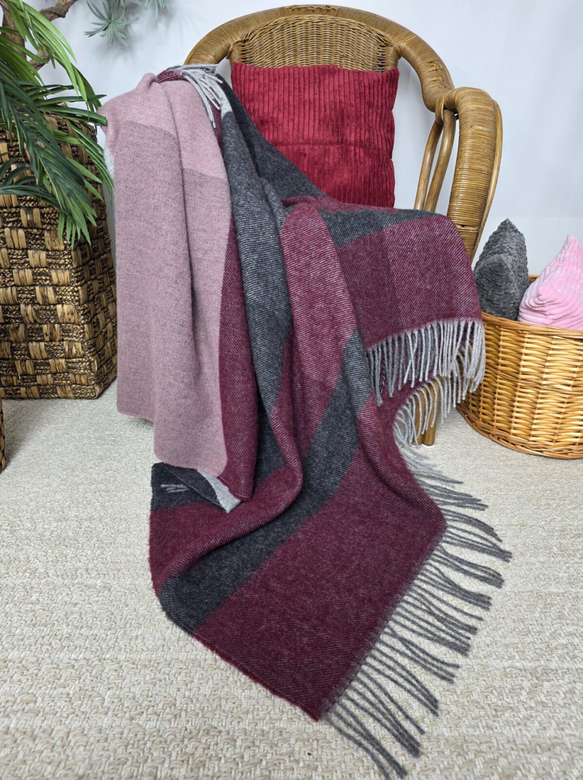 Wolldecken und Wollplaids