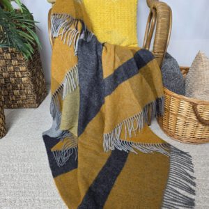 Alternative view of Wollplaid & Wolldecke "Tirol F" senf-gelb-grau