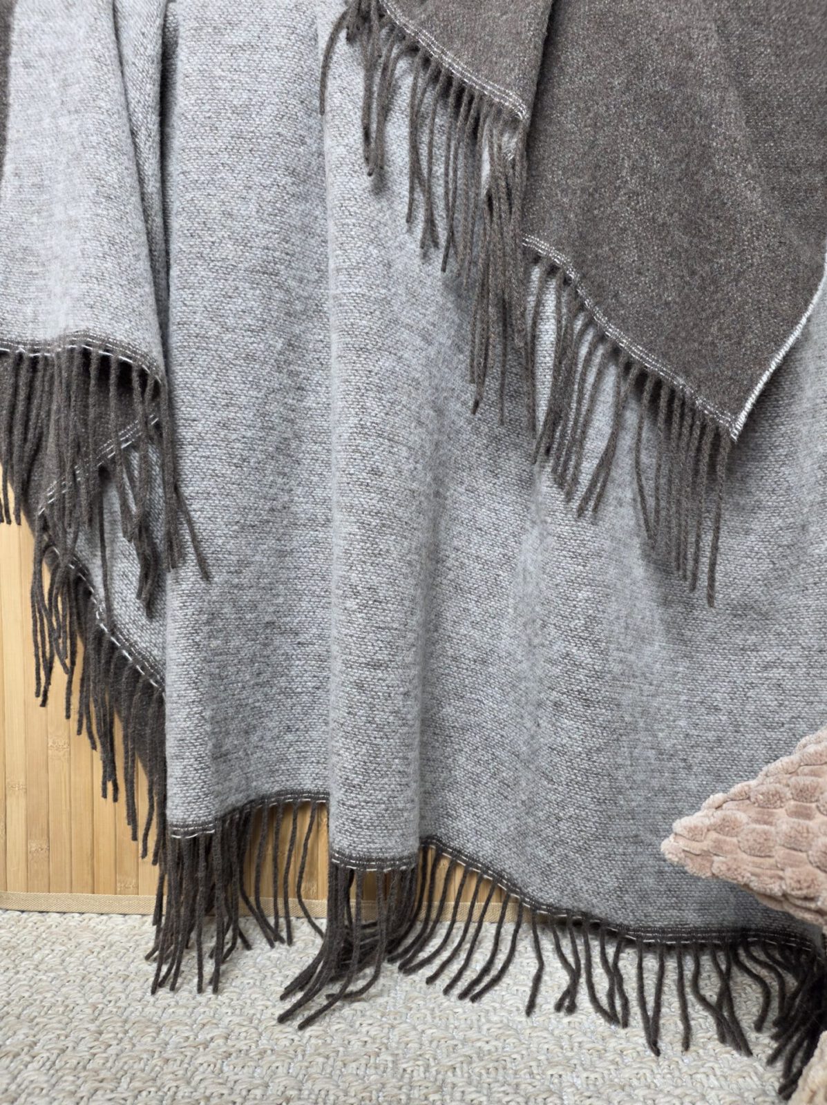 Wolldecken und Wollplaids