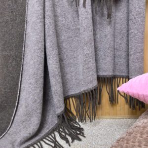 Alternative view of Wolldecke & Wollplaid, 90 % Merinowolle,10% Kaschmir "Faro DF" braun-rosa