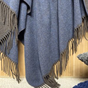 Alternative view of Wolldecke & Wollplaid, 90 % Merinowolle,10% Kaschmir "Faro DF" braun-blau