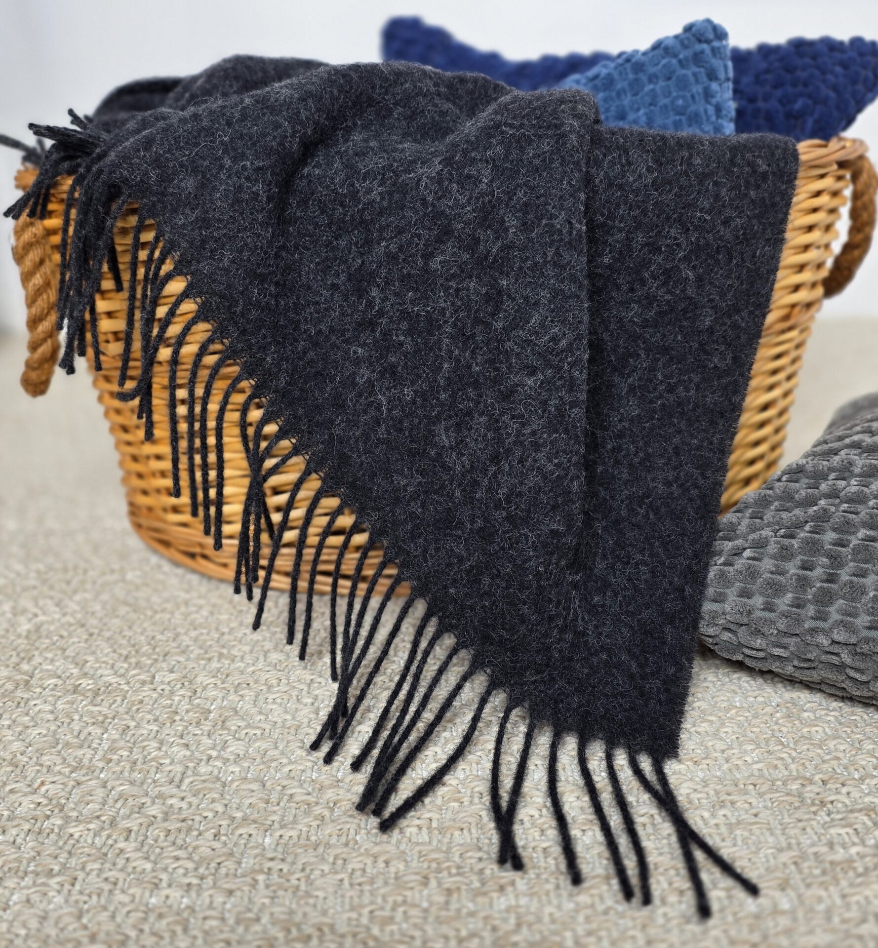 Wollplaid & Wolldecke "Tirol MU" anthrazit – Bild 4