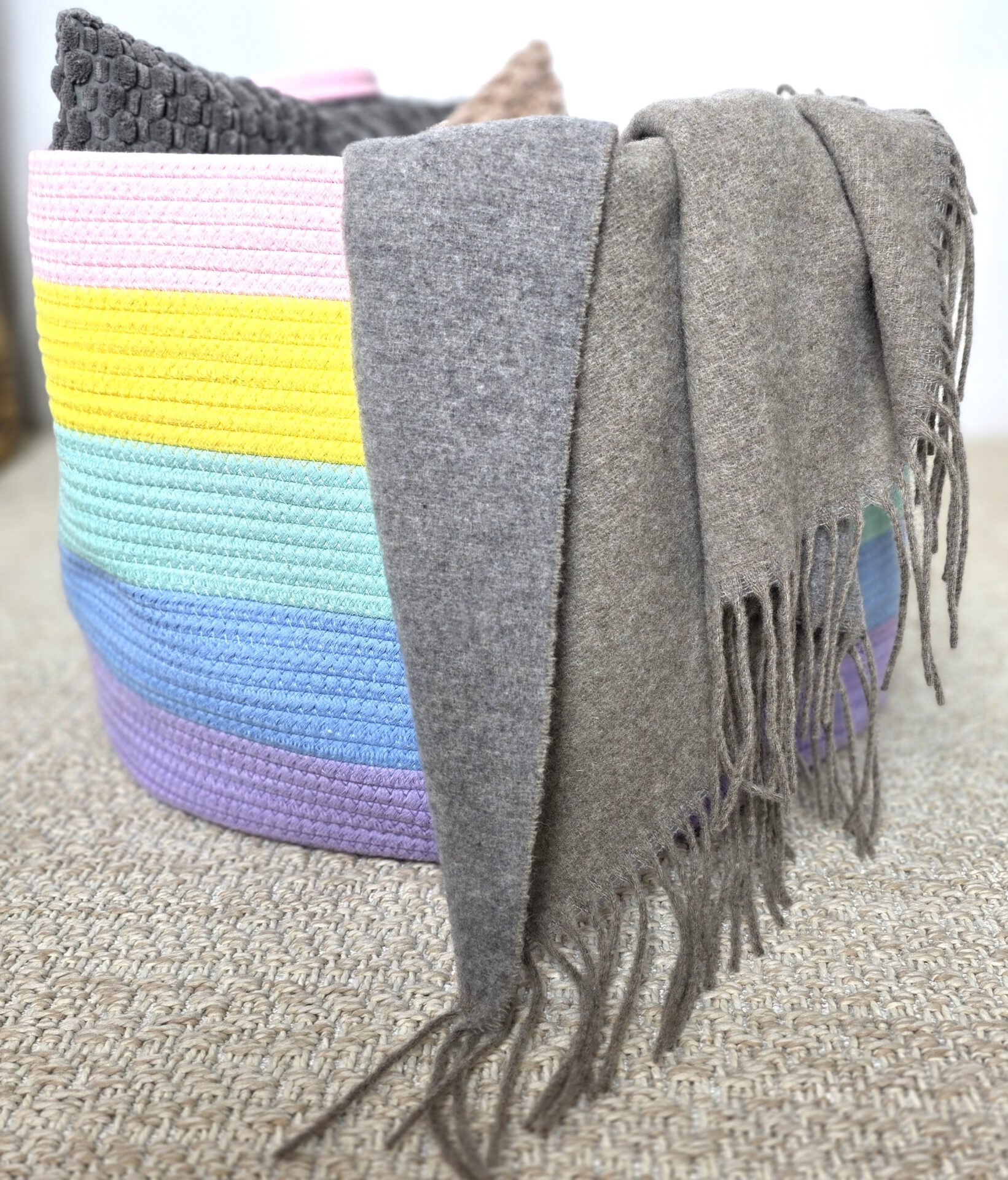 Wolldecke & Wollplaid, 90 % Merinowolle,10% Kaschmir "Faro DF" hellbraun-hellgrau – Bild 5