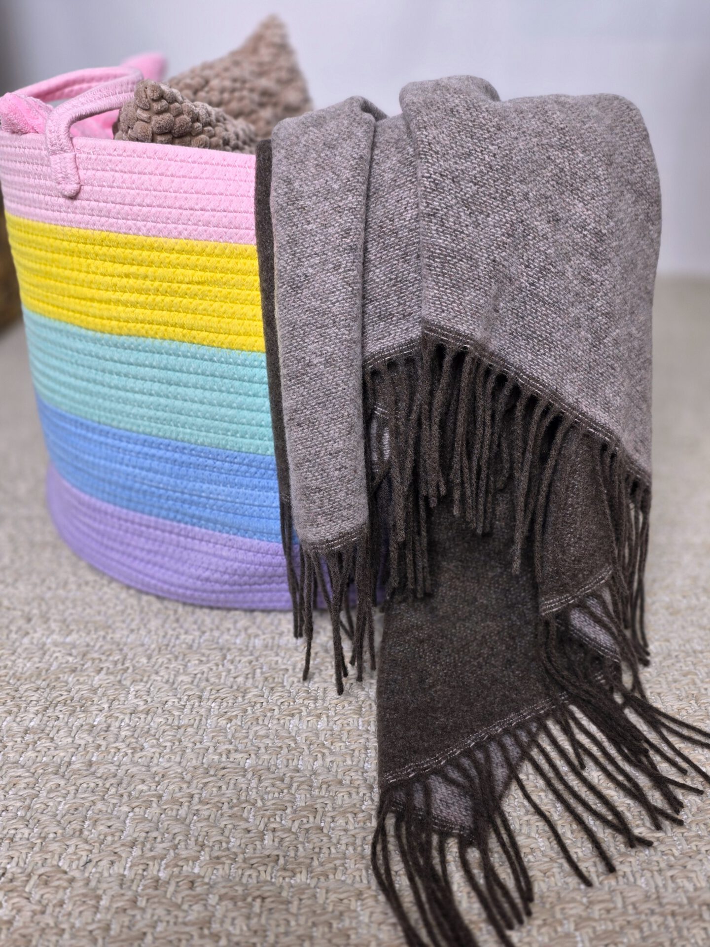 Wolldecke & Wollplaid, 90 % Merinowolle,10% Kaschmir "Faro DF" braun-rosa – Bild 5