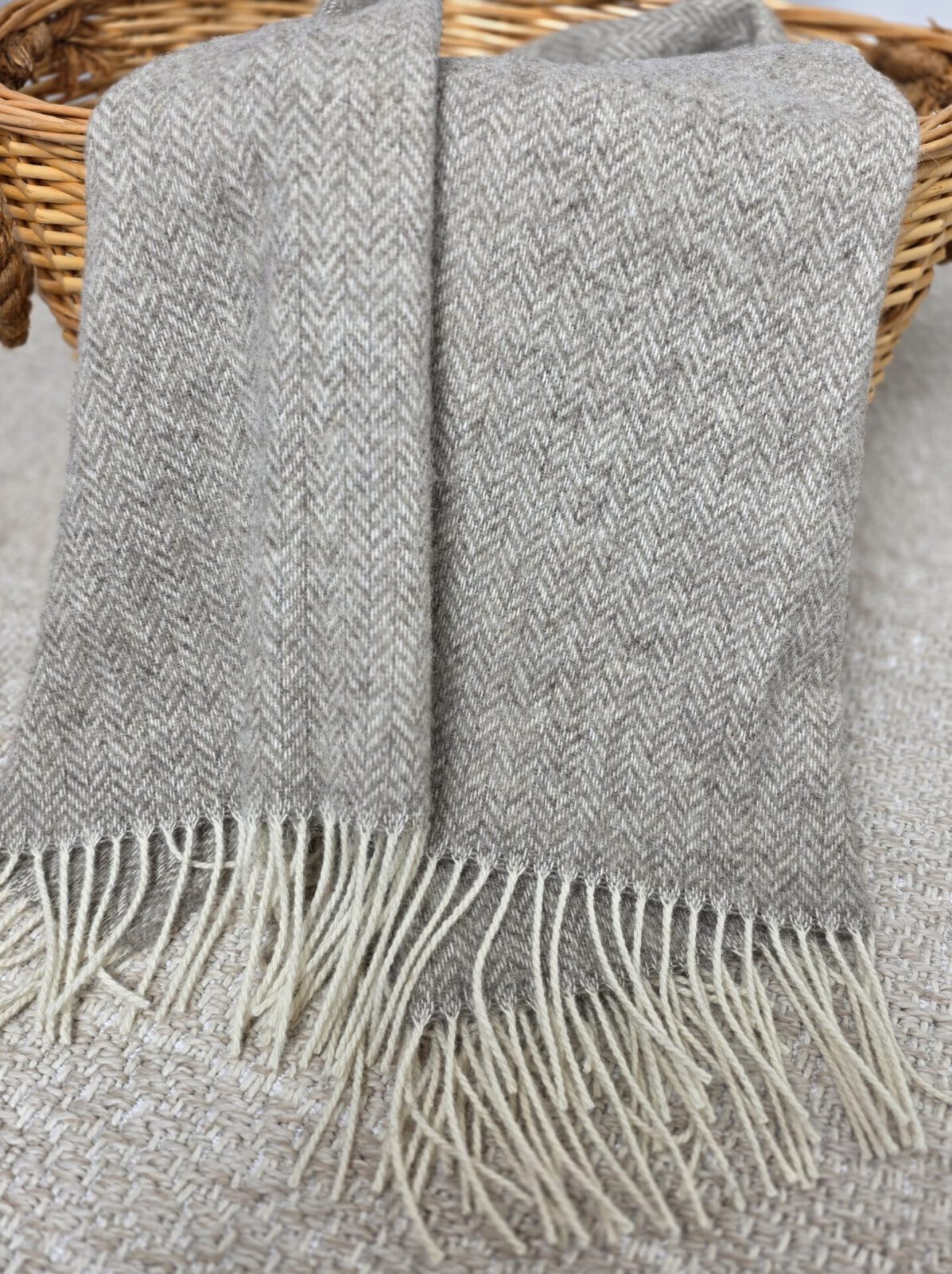Wolldecken und Wollplaids
