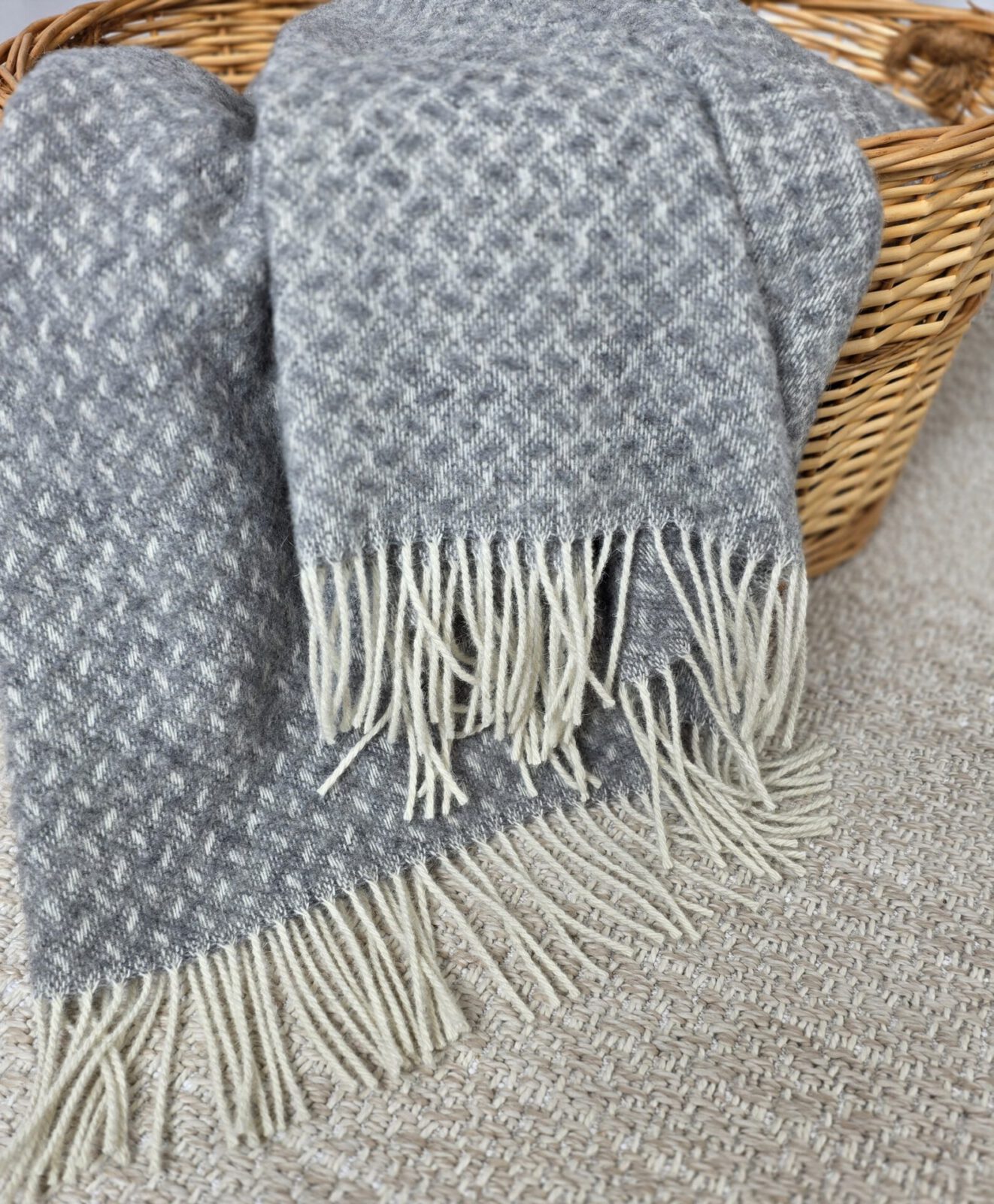 Wolldecken und Wollplaids