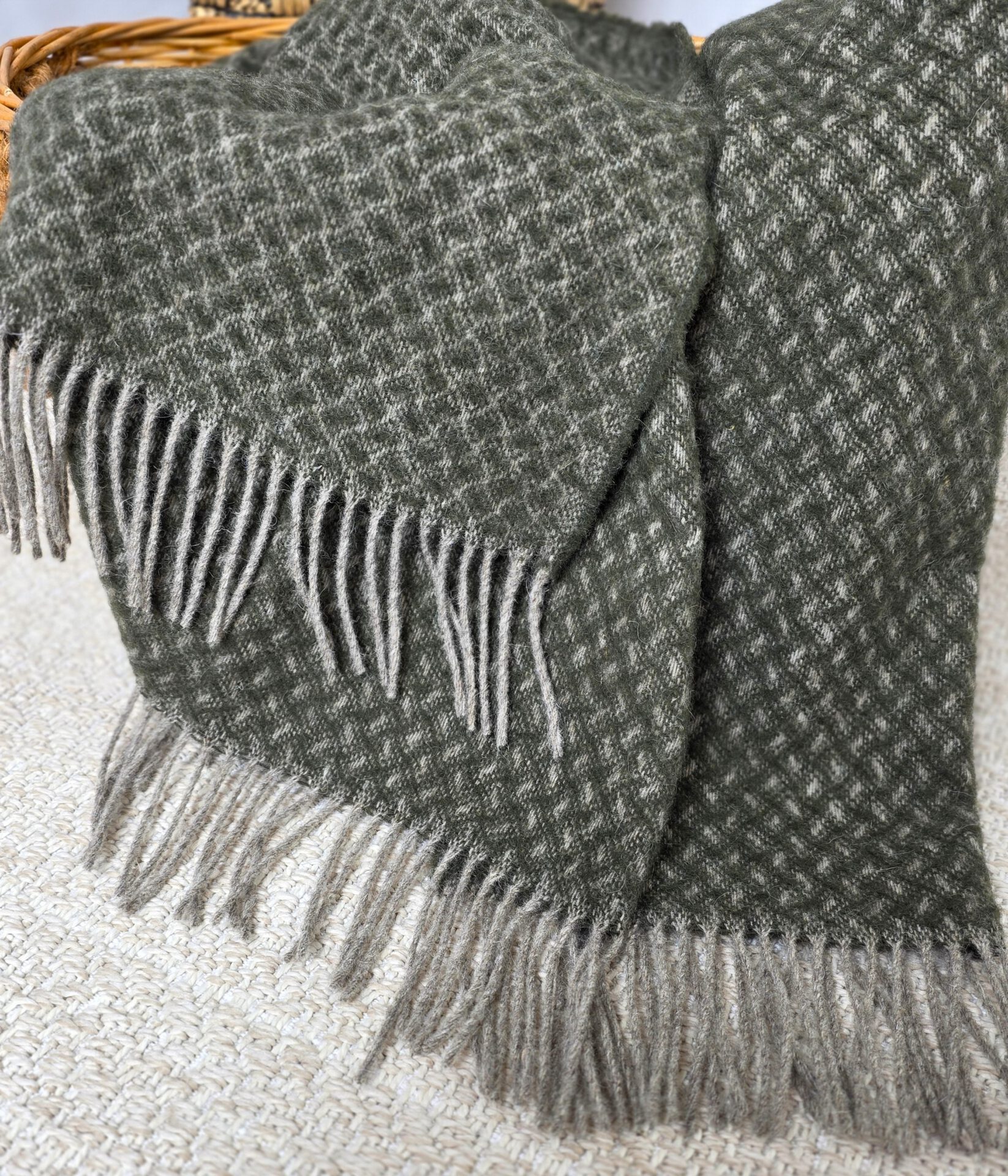 Wollplaid & Wolldecke "Nord L" taupe-olive – Bild 5