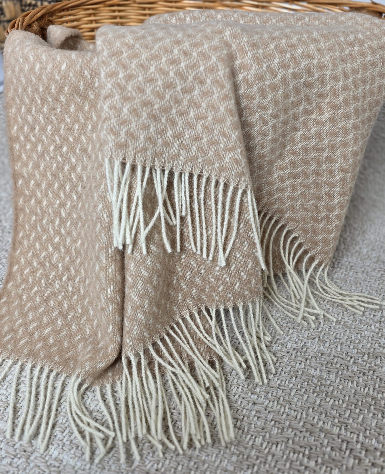 Wollplaid & Wolldecke "Nord L" weiß-beige – Bild 6